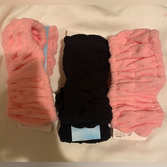 3 3pc Spa head wrap and wrist band set - Picture 2 of 3